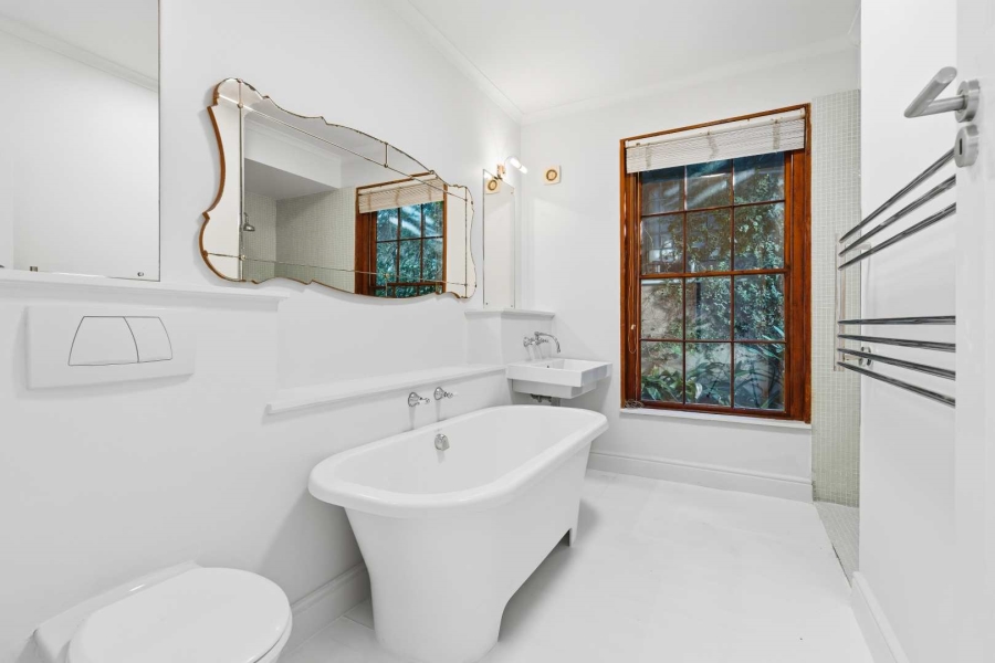 4 Bedroom Property for Sale in Kalk Bay Western Cape
